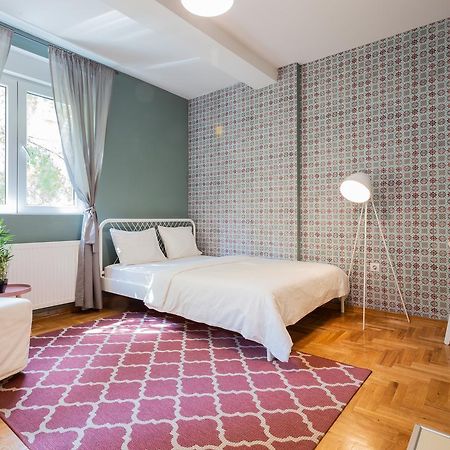! Promo! Central Evergreen Studio - Free Public Parking-Fast Wi-Fi Novi Sad Eksteriør bilde