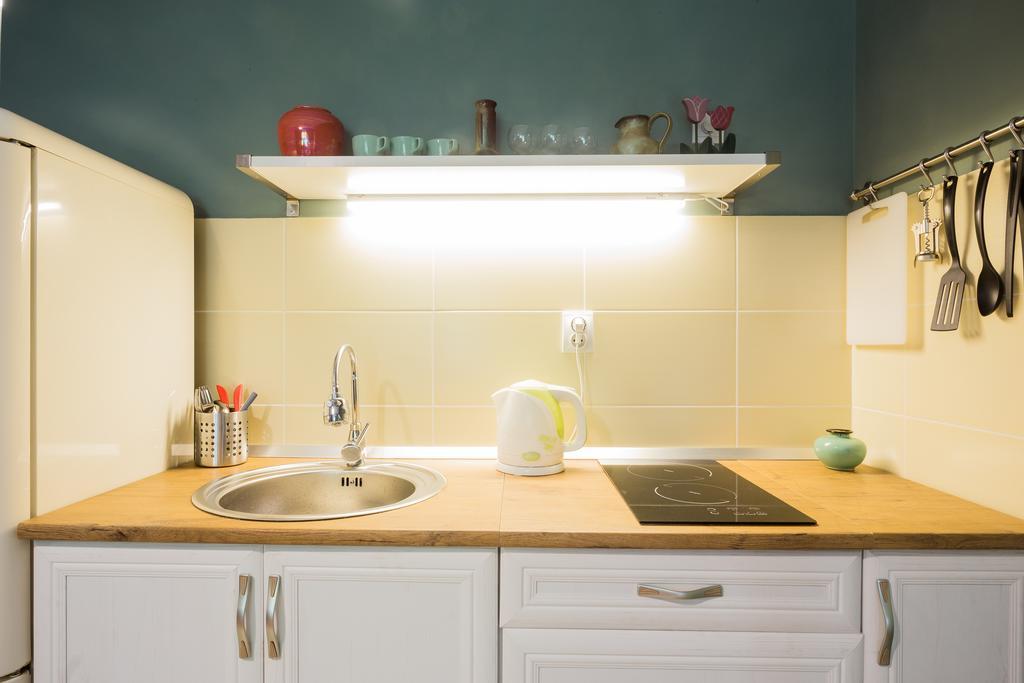 ! Promo! Central Evergreen Studio - Free Public Parking-Fast Wi-Fi Novi Sad Eksteriør bilde