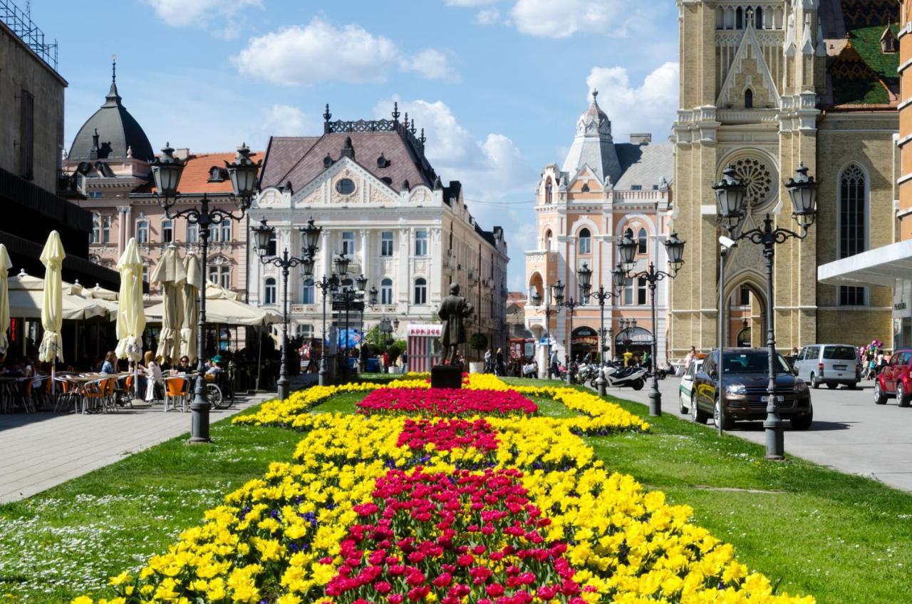 ! Promo! Central Evergreen Studio - Free Public Parking-Fast Wi-Fi Novi Sad Eksteriør bilde