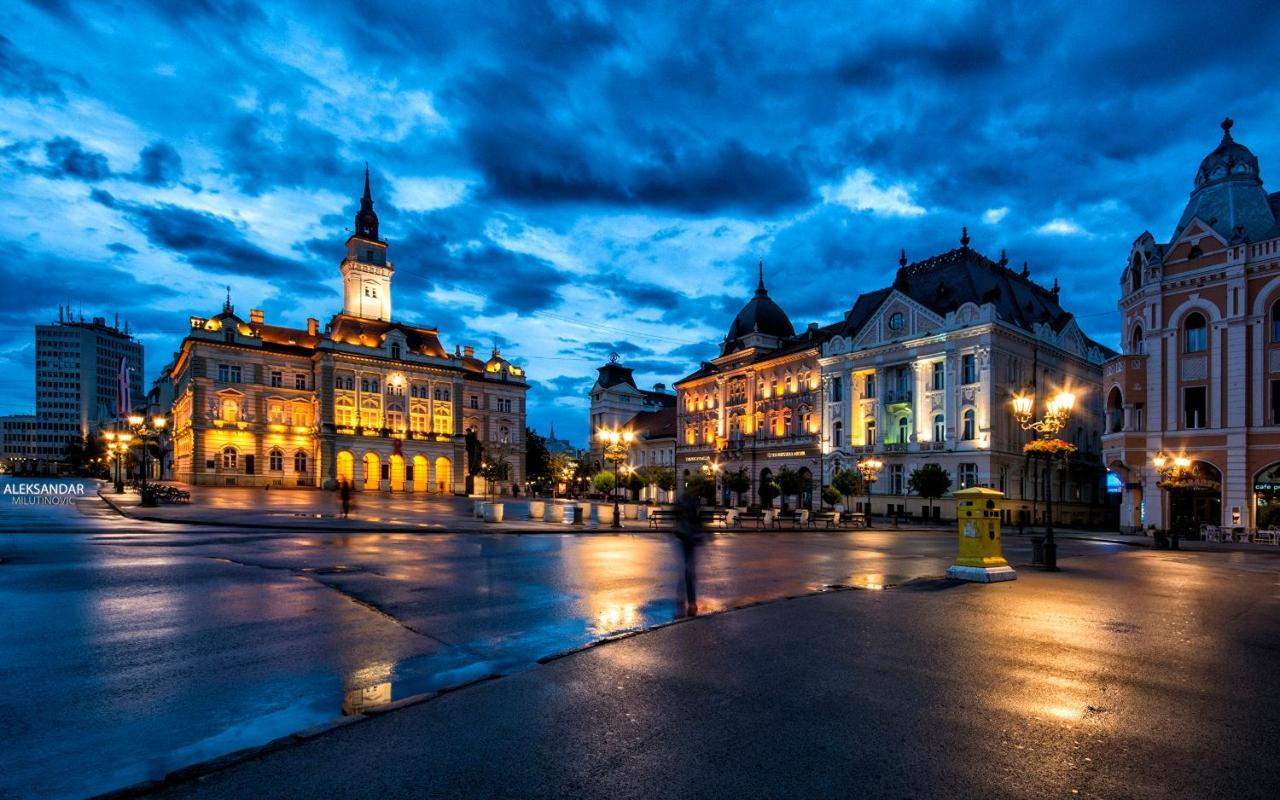 ! Promo! Central Evergreen Studio - Free Public Parking-Fast Wi-Fi Novi Sad Eksteriør bilde